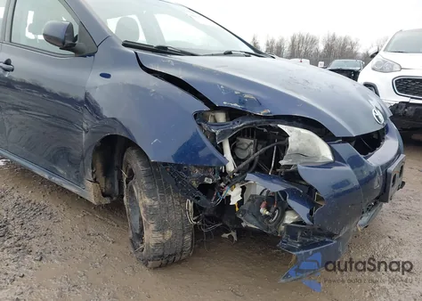 2010 Toyota Matrix z USA, uszkodzony, nr VIN 2T1KU4EE6AC243263